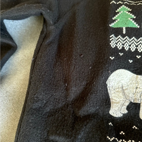 Coca Cola polar bears with Christmas trees fleece 2 piece pajama set - Picture 6 of 7